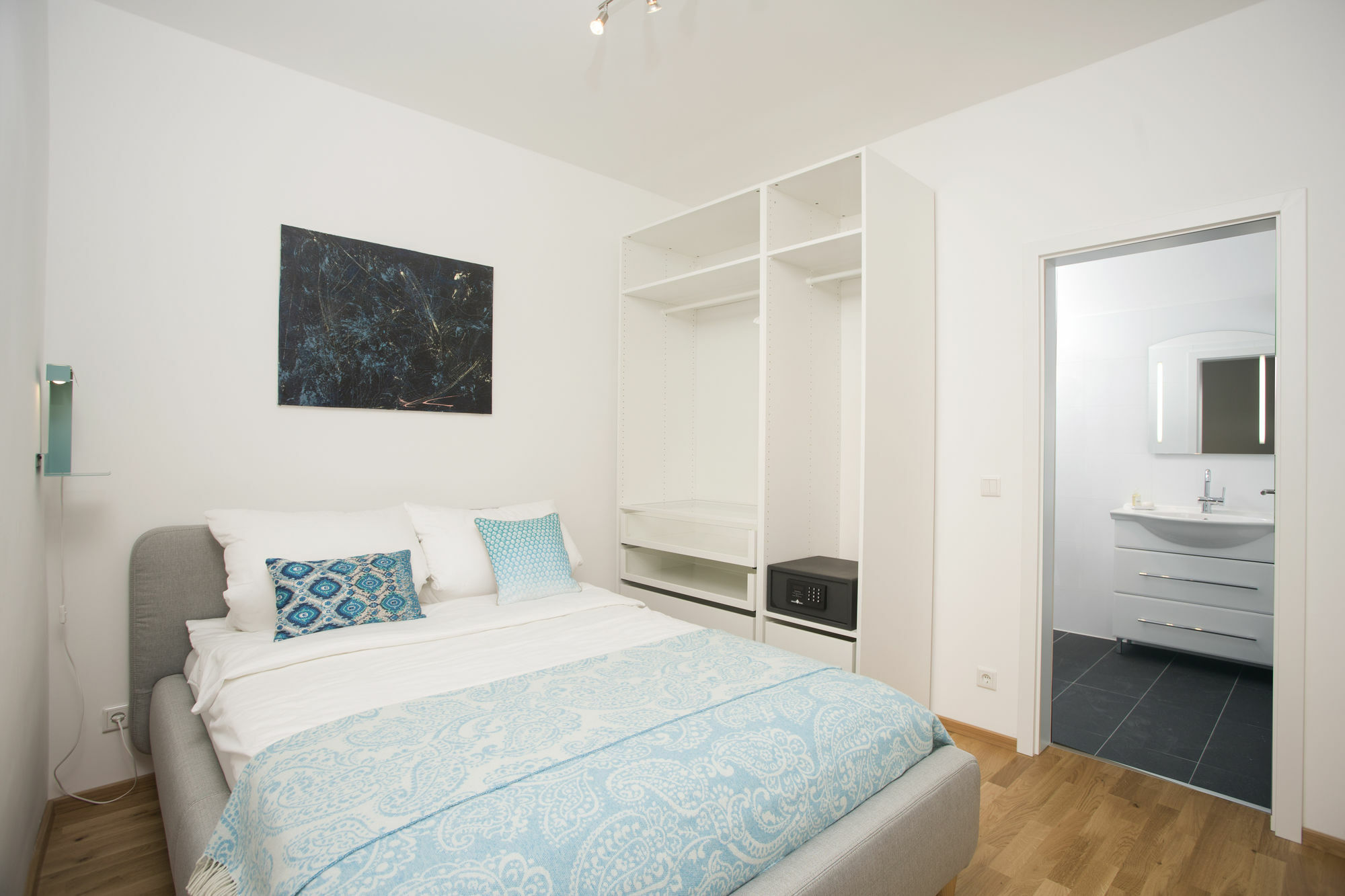 Victoria Apartments Дюселдорф Екстериор снимка